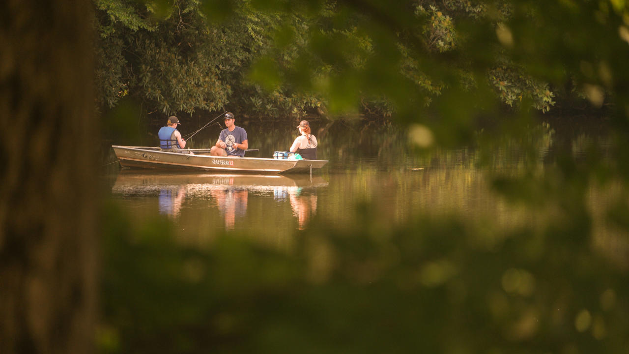 Keen Lake Camping & Cottage Resort Image # 2